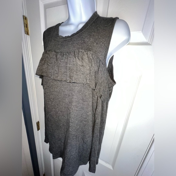 NWT Elan Women’s Large Gray Ruffle Long Sleeve Cold Shoulder Blouse Top MD1726 L - Picture 4 of 12